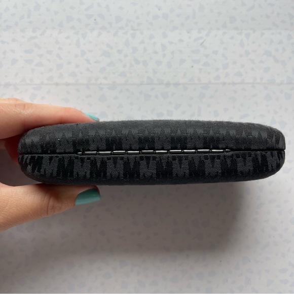 MAXMARA Logo Fabric Covered Black Hard Sunglasses Glasses Case - Picture 3 of 5